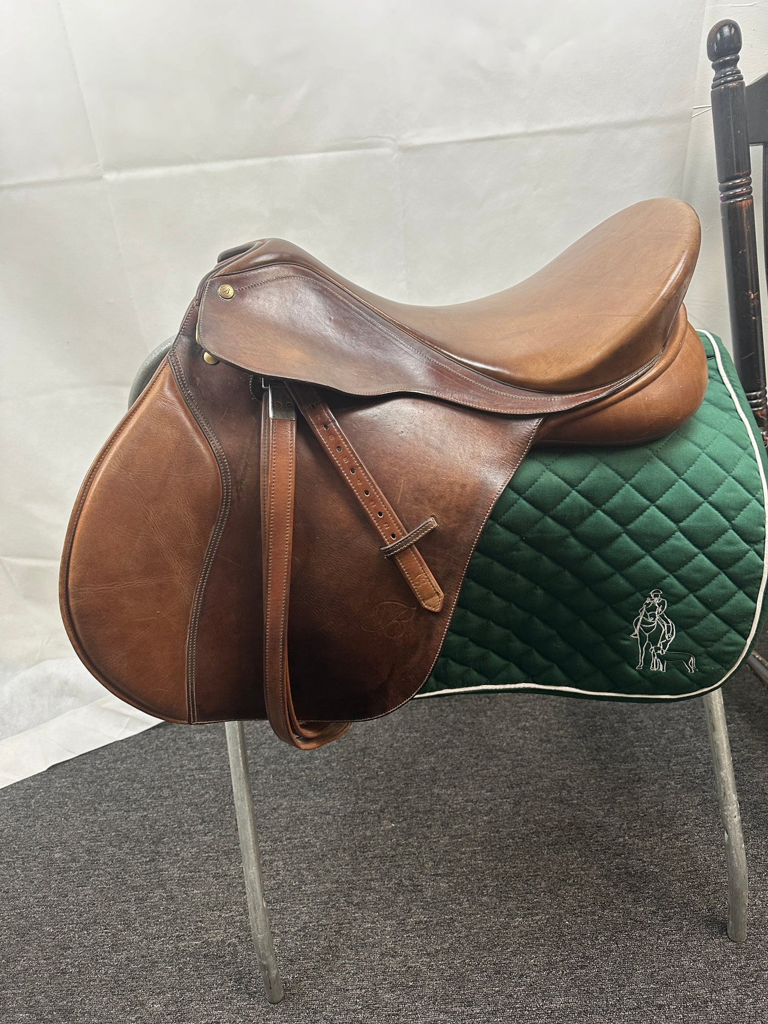 Saddle - Bates Caprilli Seat 18"