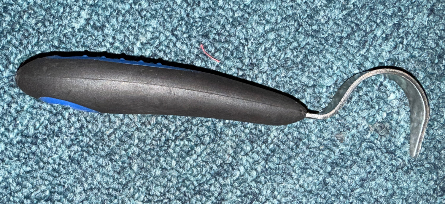 assorted grooming tools