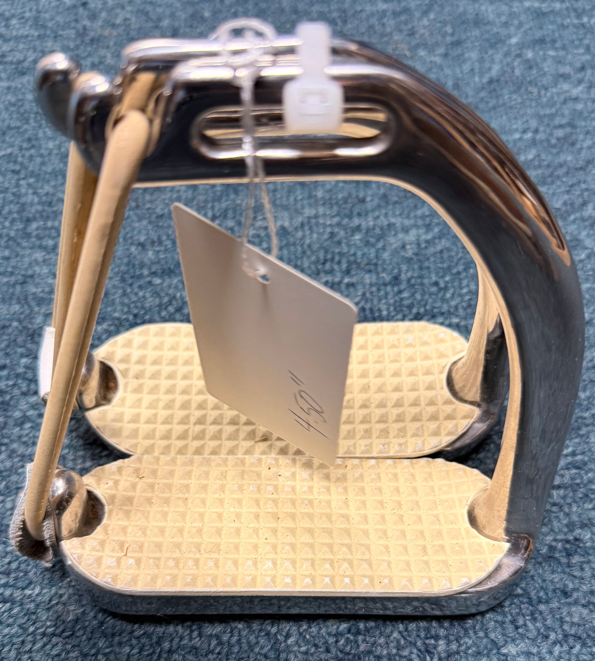 4.50" Peacock stirrups