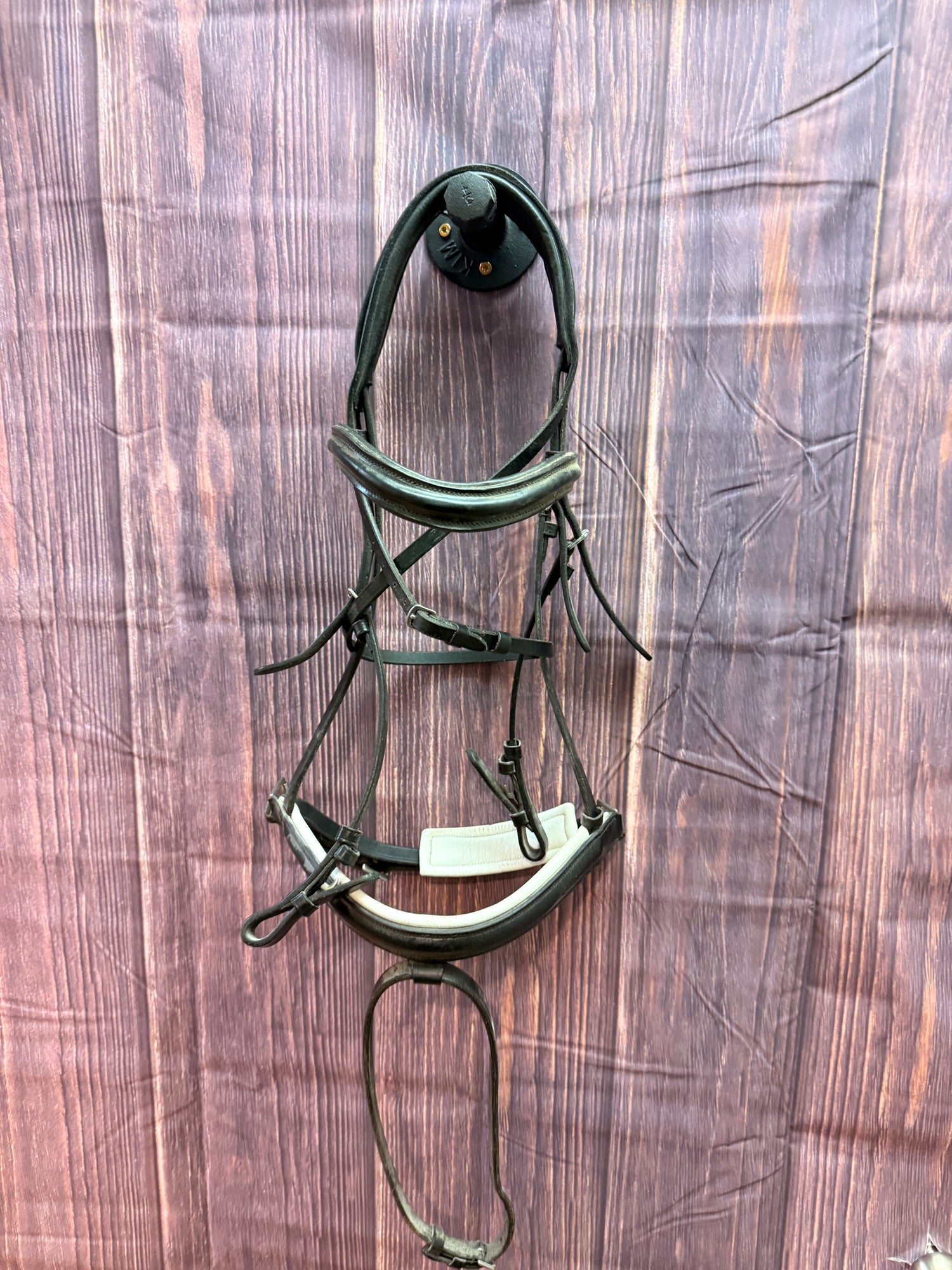 Dressage Bridle with white accent padded noseband w flash