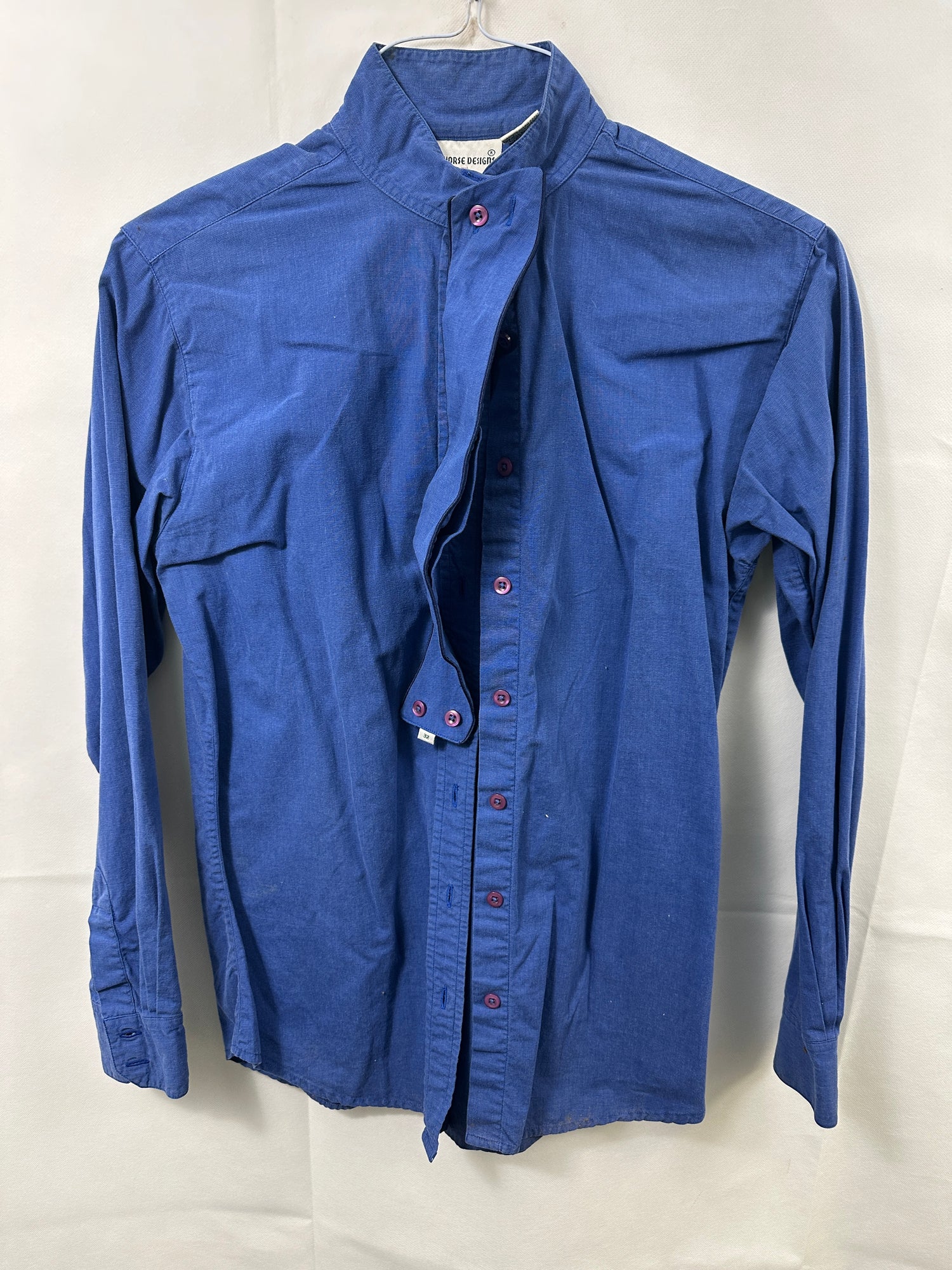 32 Blue show shirt with matching collar