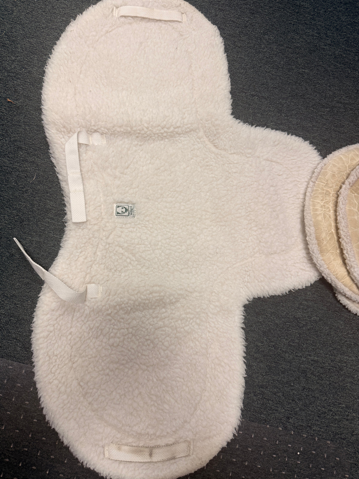 Wool Shaped English saddle pads