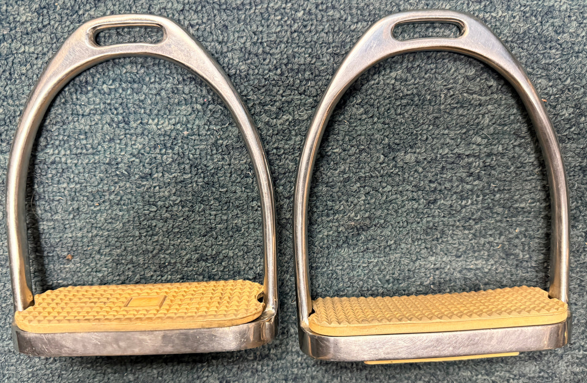 English Stirrups 4.75"