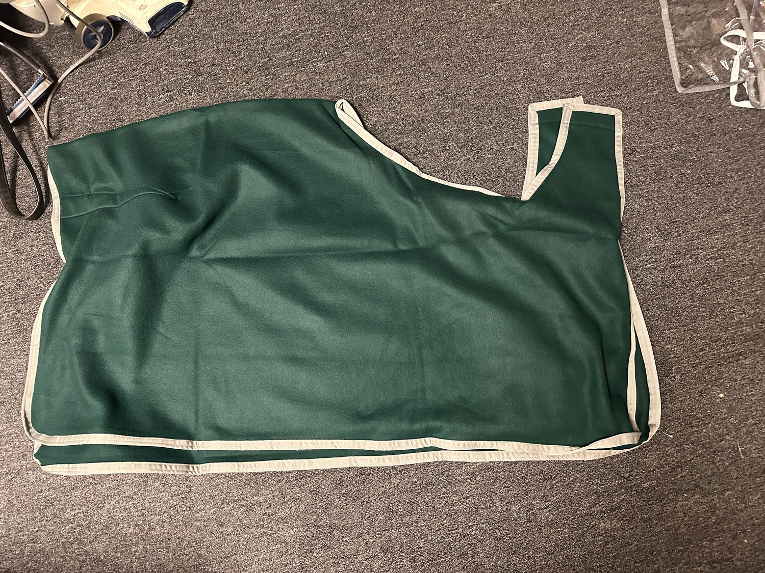Pony Quarter Fleece Green silver trim