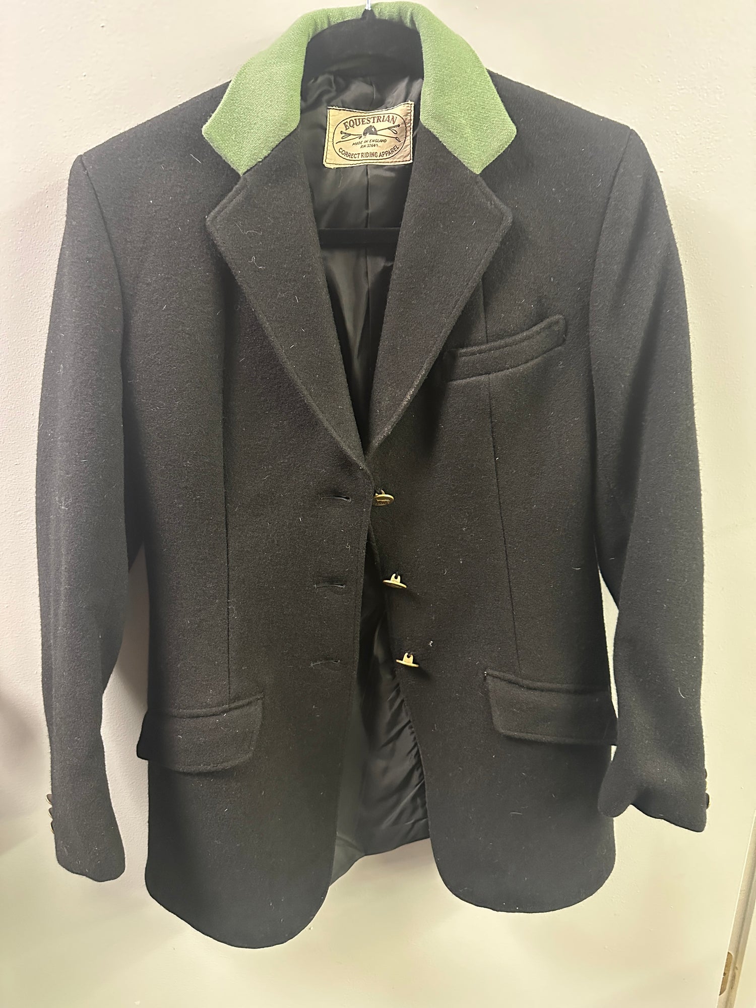 4 or 6 Women's Formal Hunt Coat with Norfolk Colors and Buttons