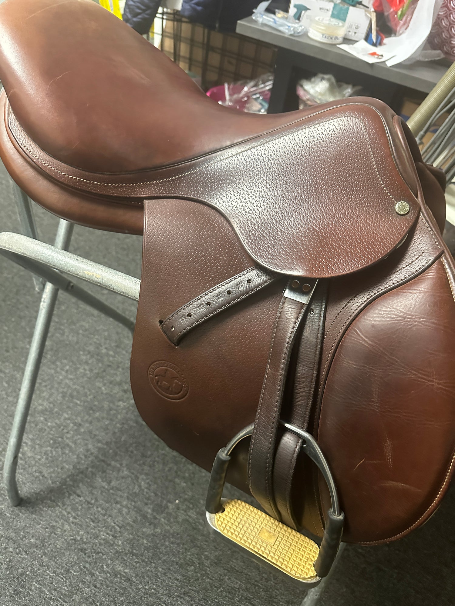 Saddle - Antares Hampton Classic 17" seat