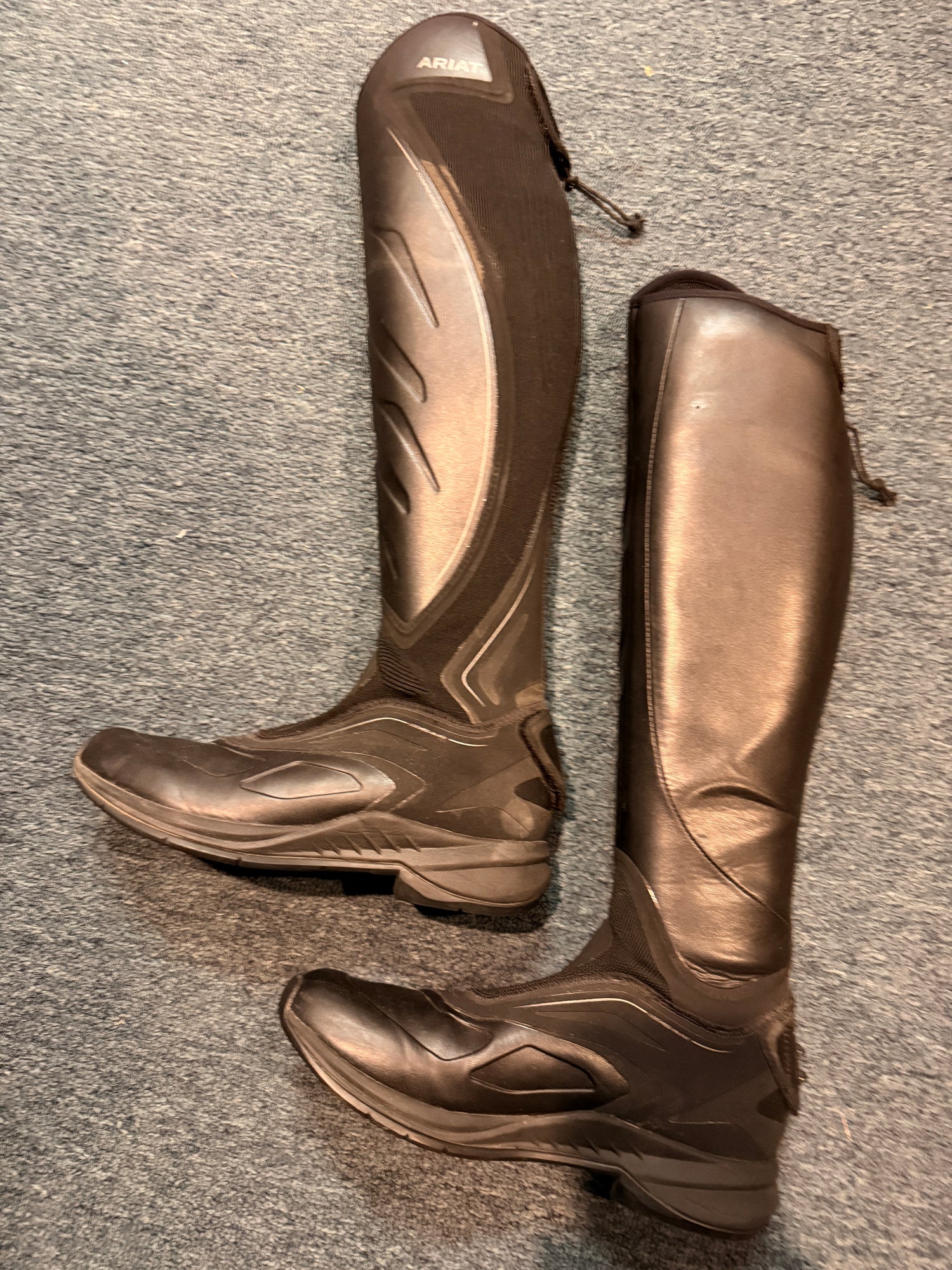 7B Women's Ariat Tall Boots