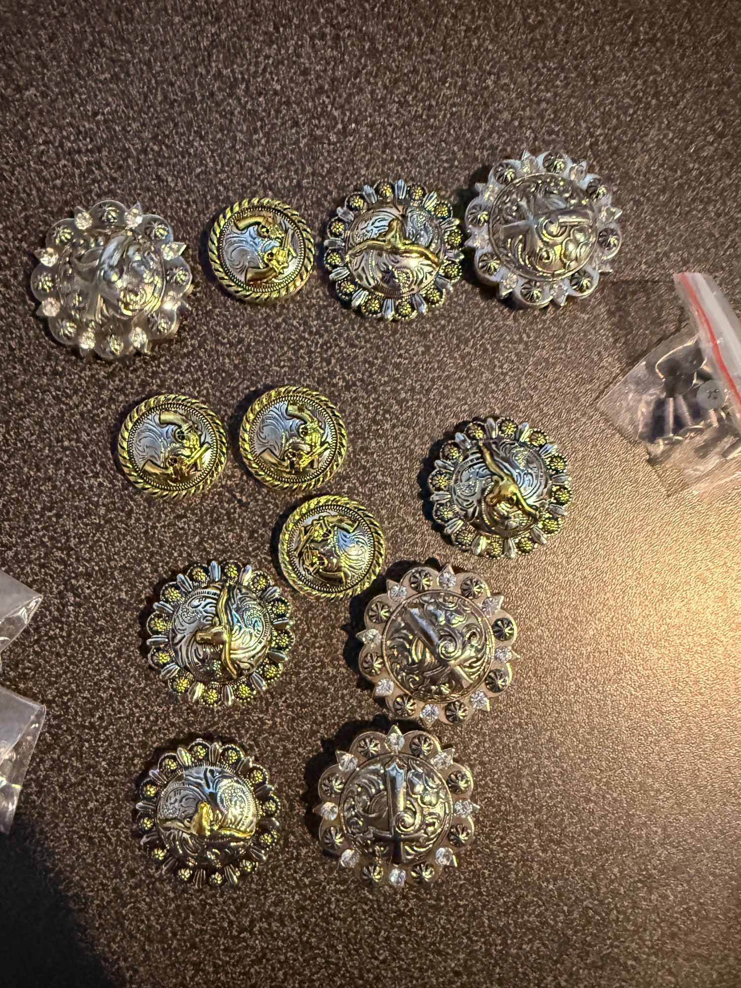 Set of Western Conchos