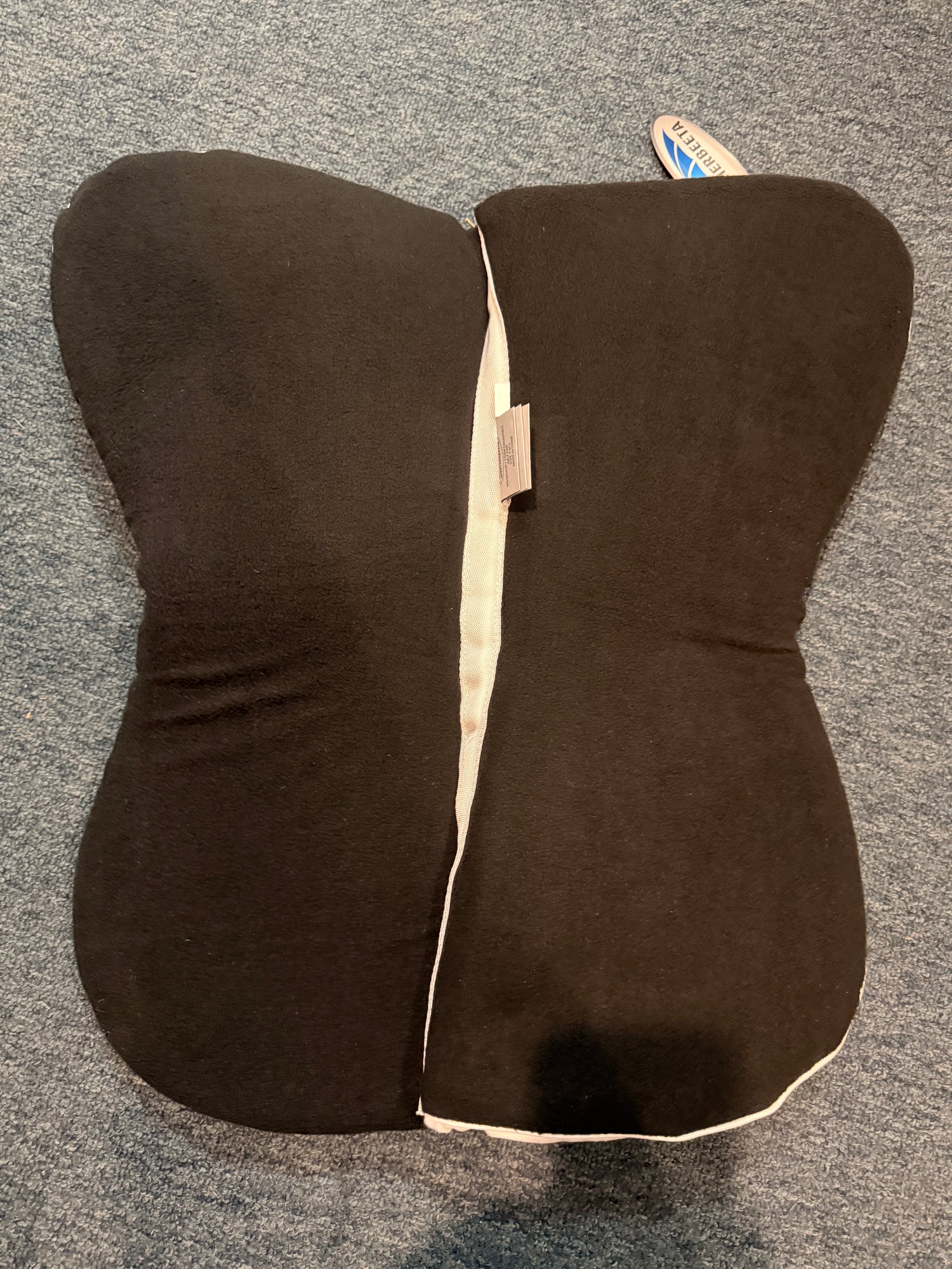 Weatherbetta Shimable Half Pad White / Black under with Shims