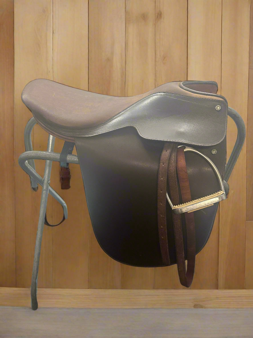 Saddle - Crosby Lane Fox 21" seat