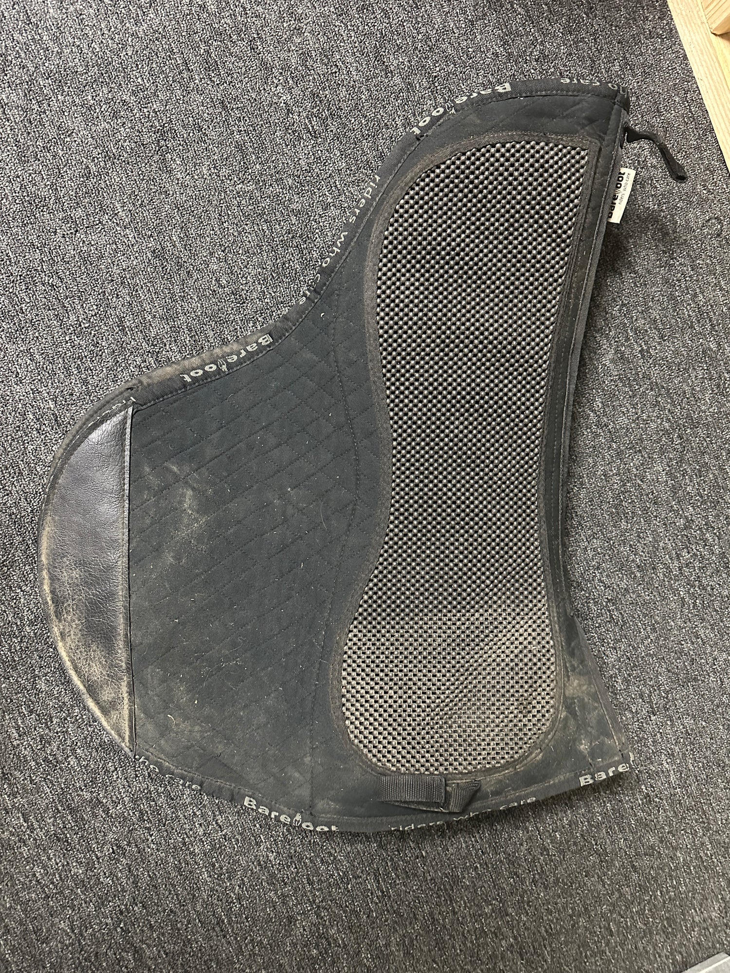 Barefoot Saddle pad in good condition