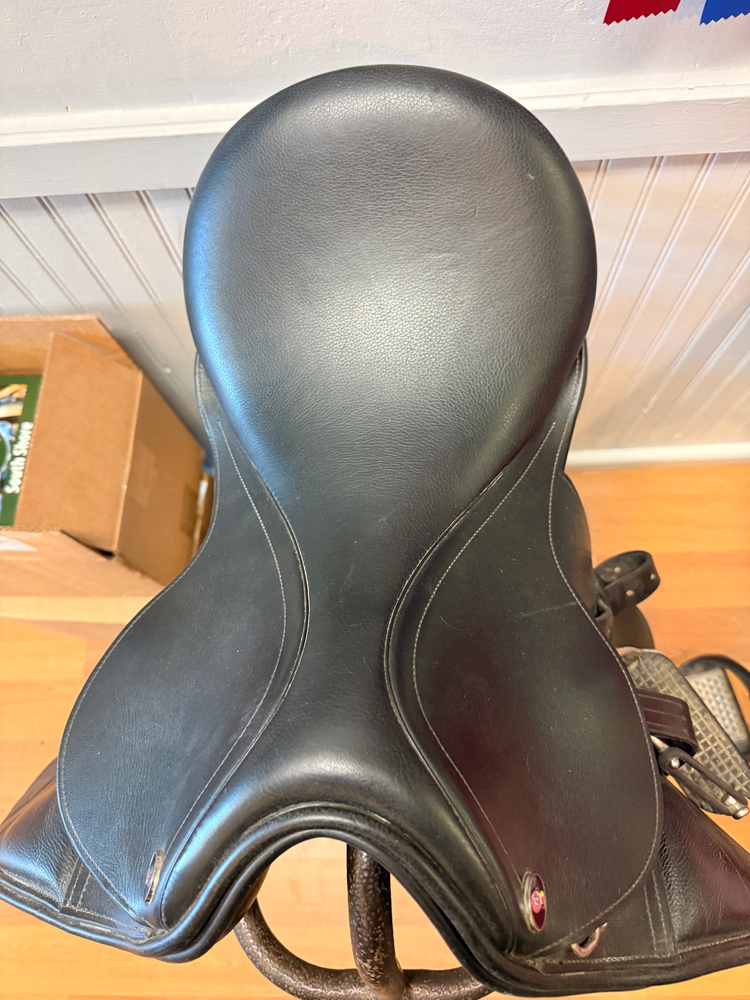 Saddle - Dressage 15.5" Waldhausen Adjustable Gullet