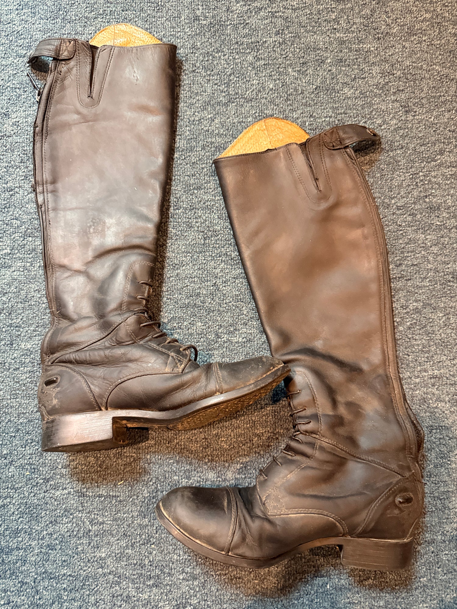 7B Slim Calf Ariat Tall Field Boots