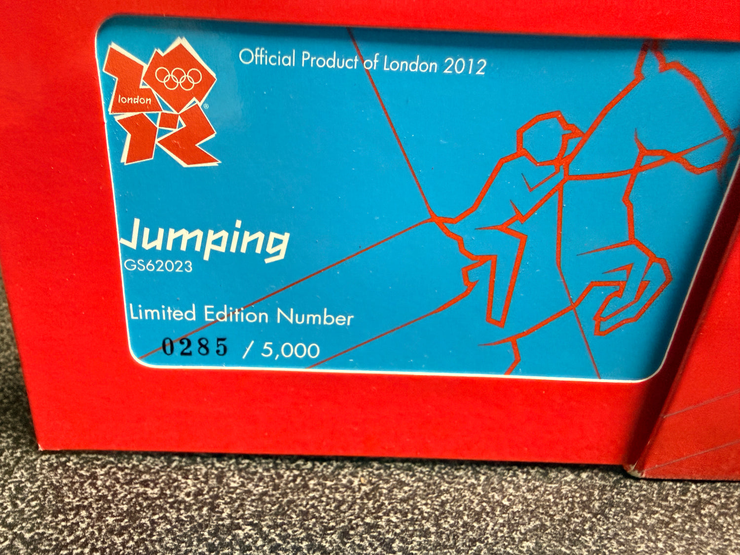 Equestrian Jumping Figurine 0285 of 5000