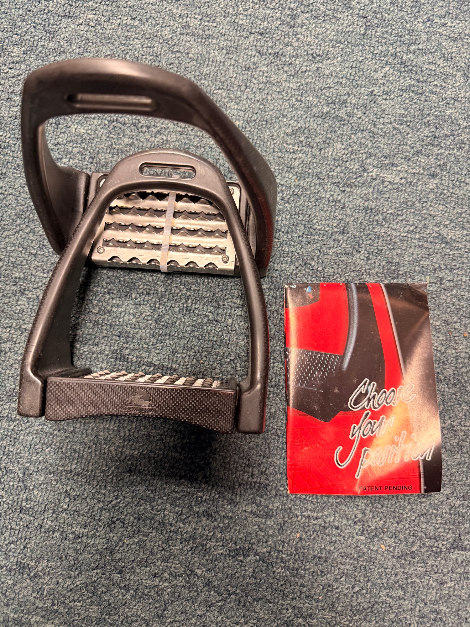 Grand Prix Adjustable Stirrups & Pads