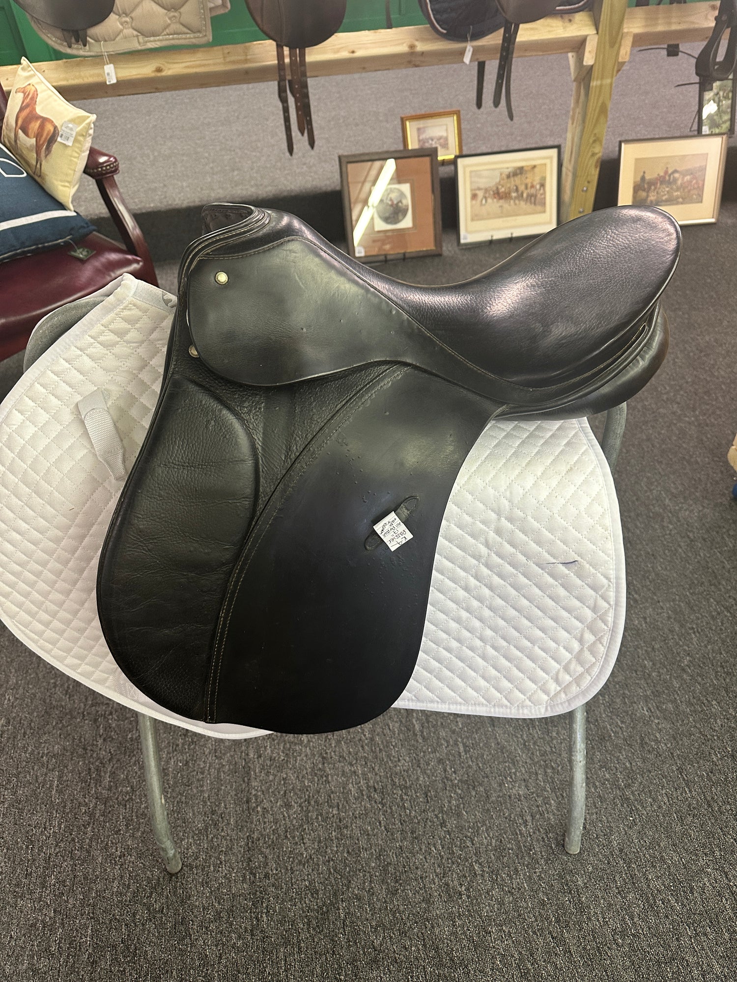 Saddle -All Purpose English Passier Made in Germany Black Size 17 Gullet 5 inch