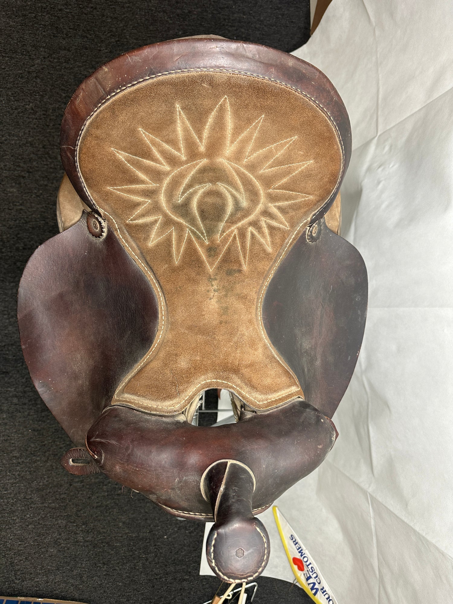 Saddle - Western 16" The American 386 rounded skirt