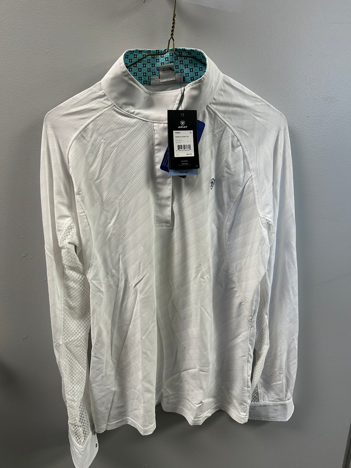 XL Women's Show Shirts