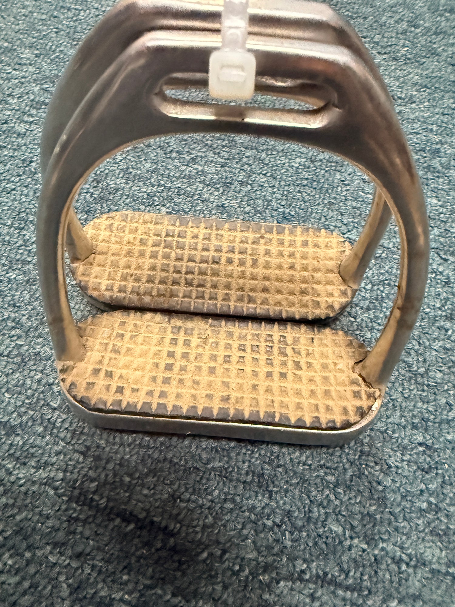4.5" English Stirrup irons