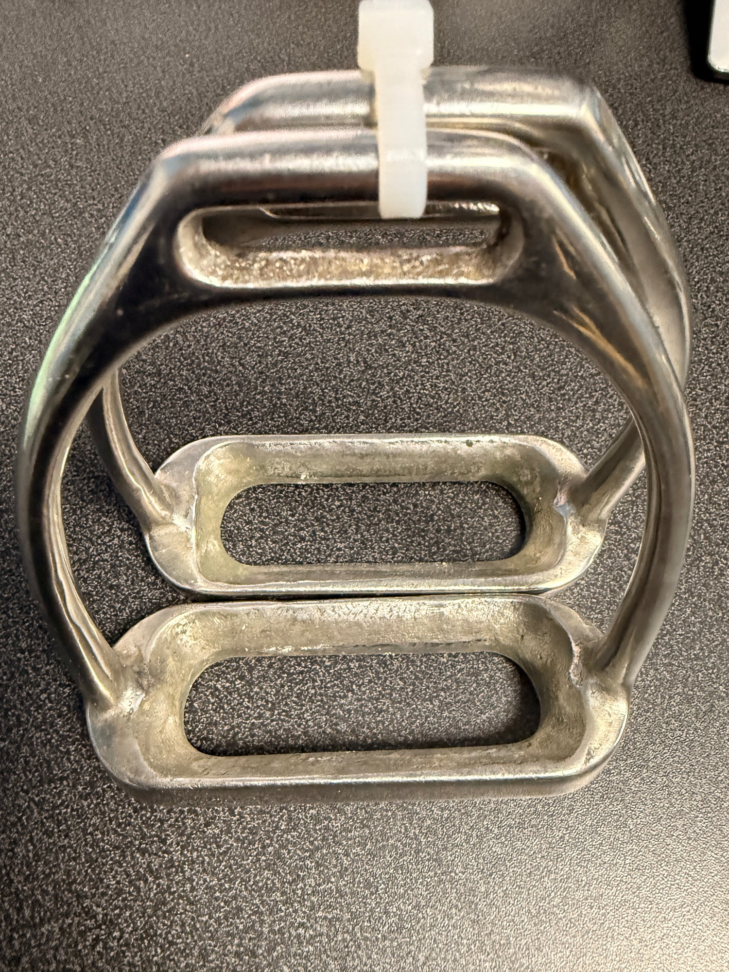 4.5" English Stirrup Irons