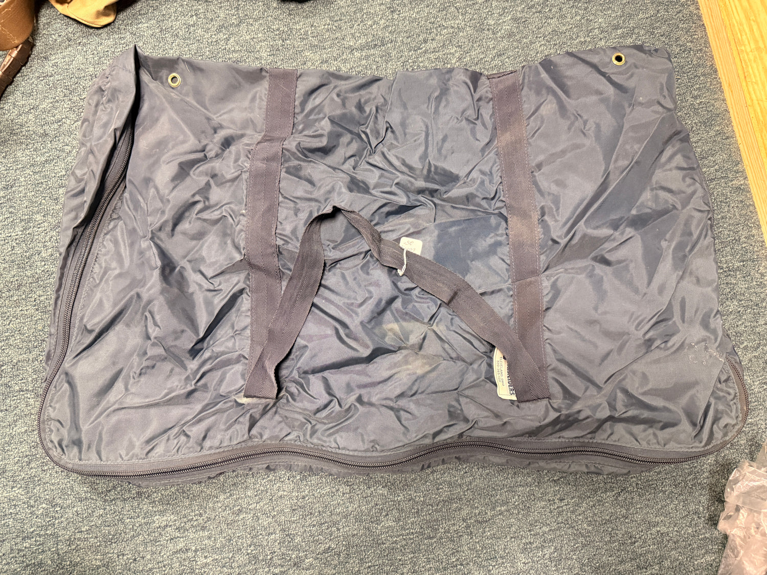 Saddle pad storage bag by Schneiders