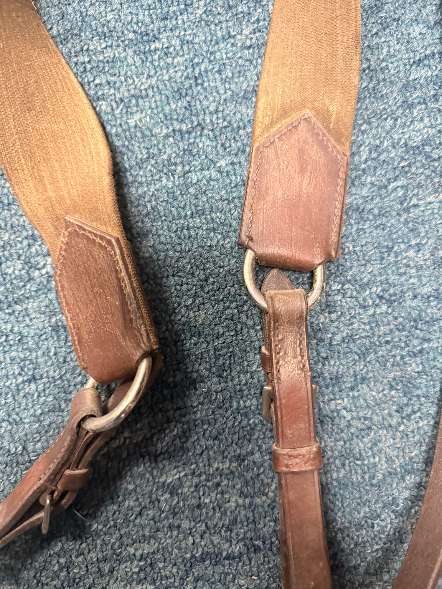 2 point Elastic Breastplate