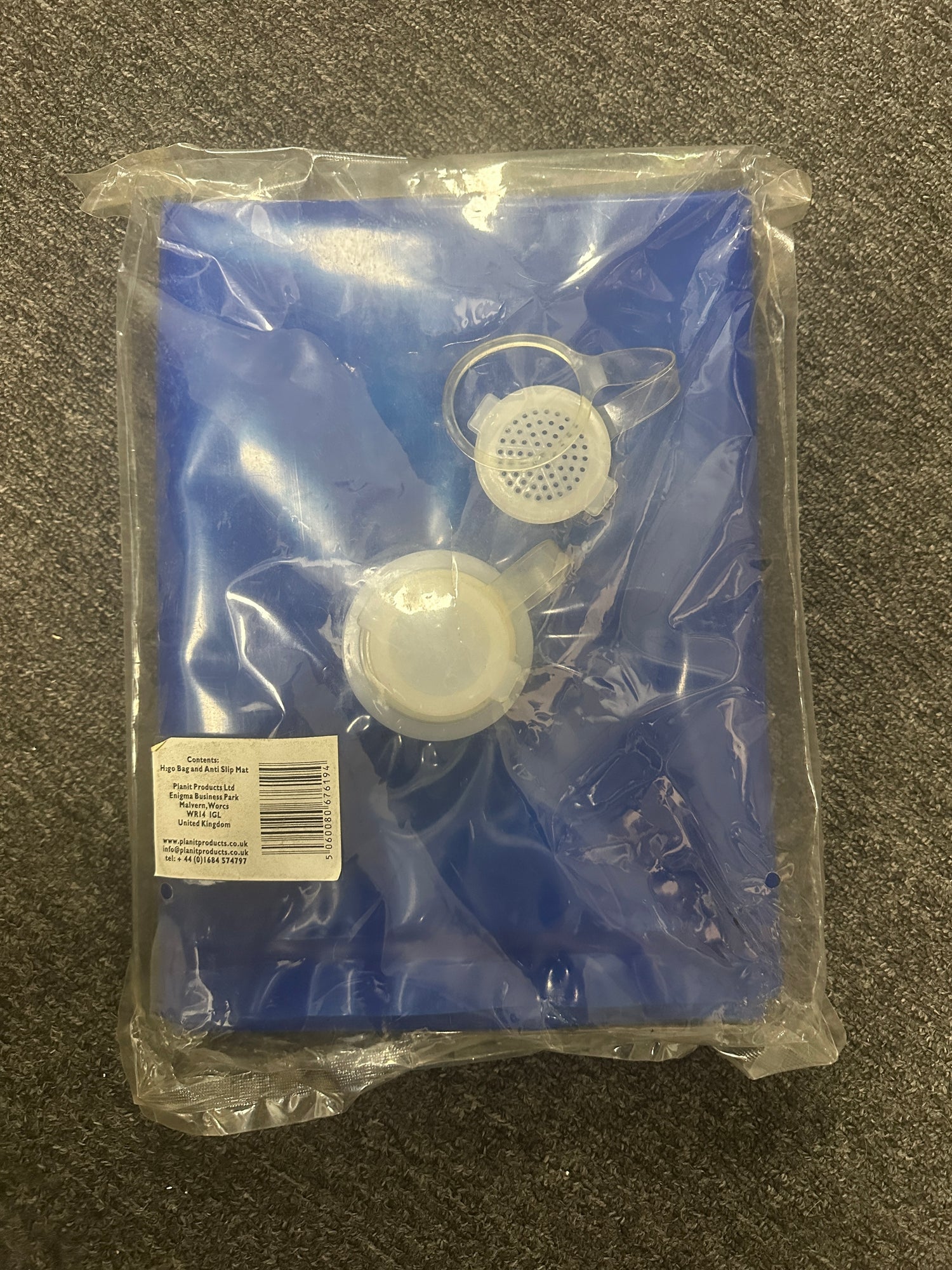 H2GO Portable Water Bag for Wheelbarrows