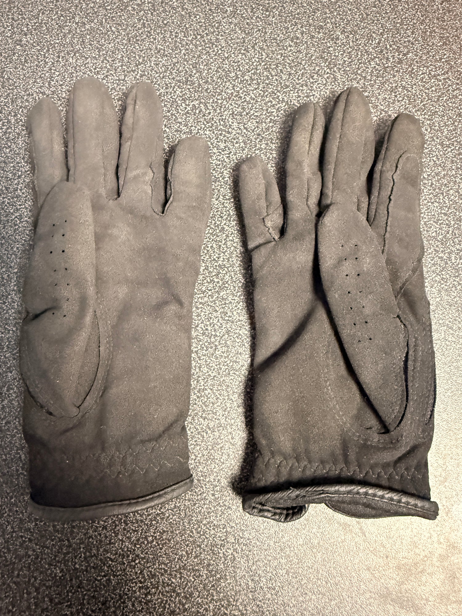 6 XS Riding gloves by SSG