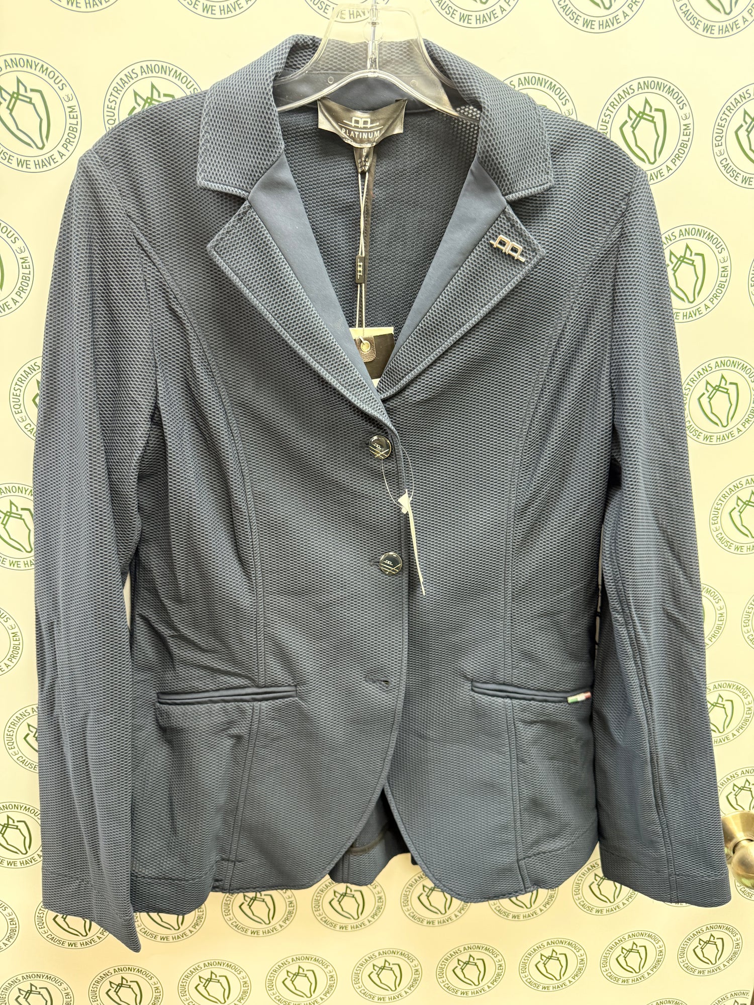 L Women's Horsewears Platinum AA Motion Lite Jacket 3 Button Show Coat