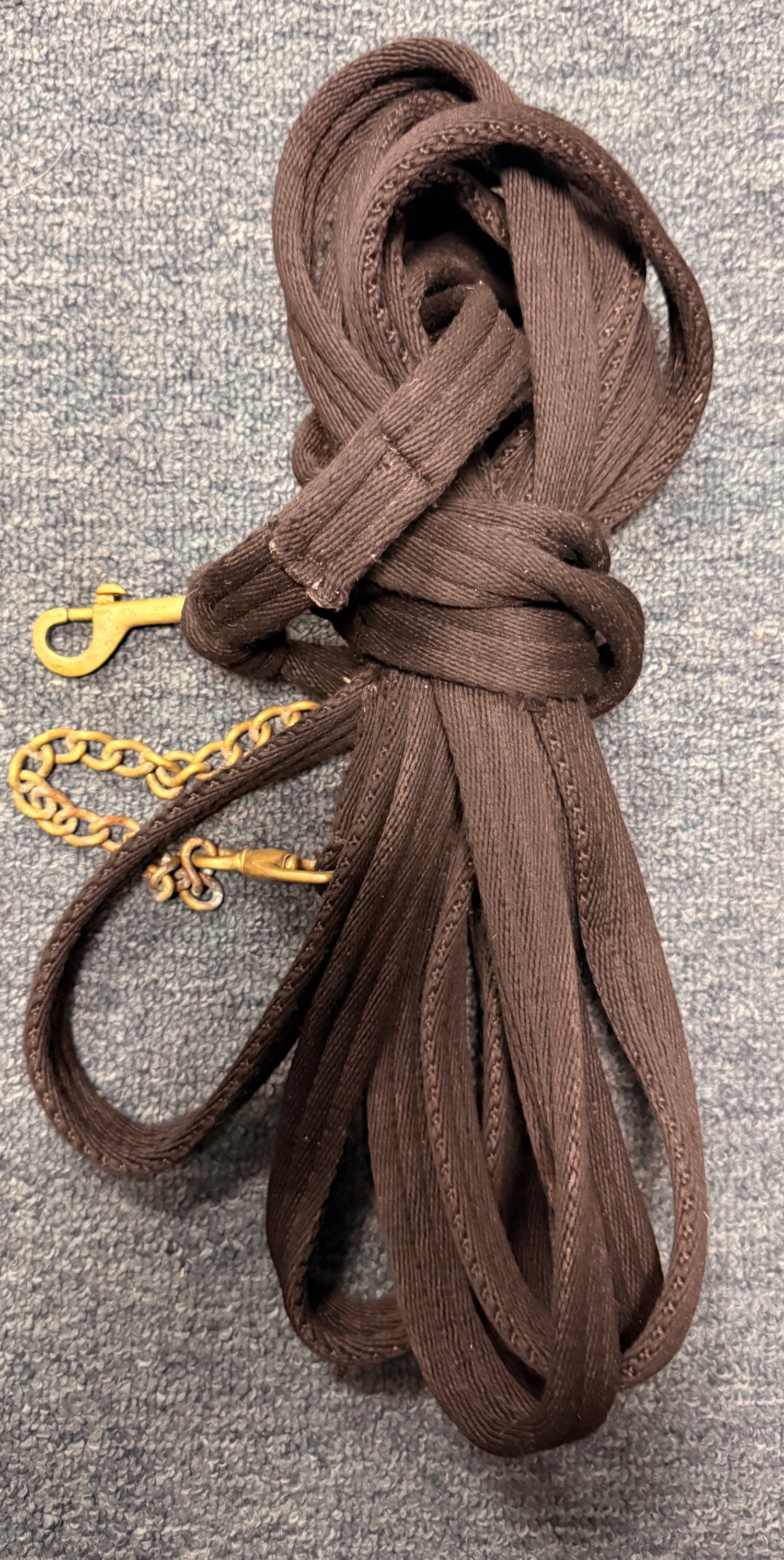 Black Lunge Line with brass chain