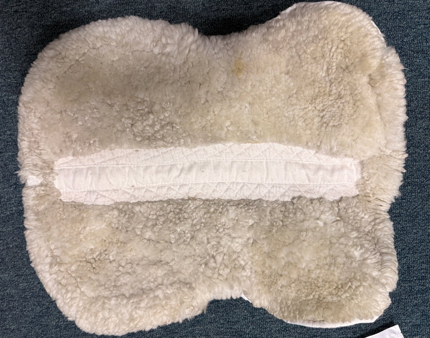18" spine Roma sheepskin half pad