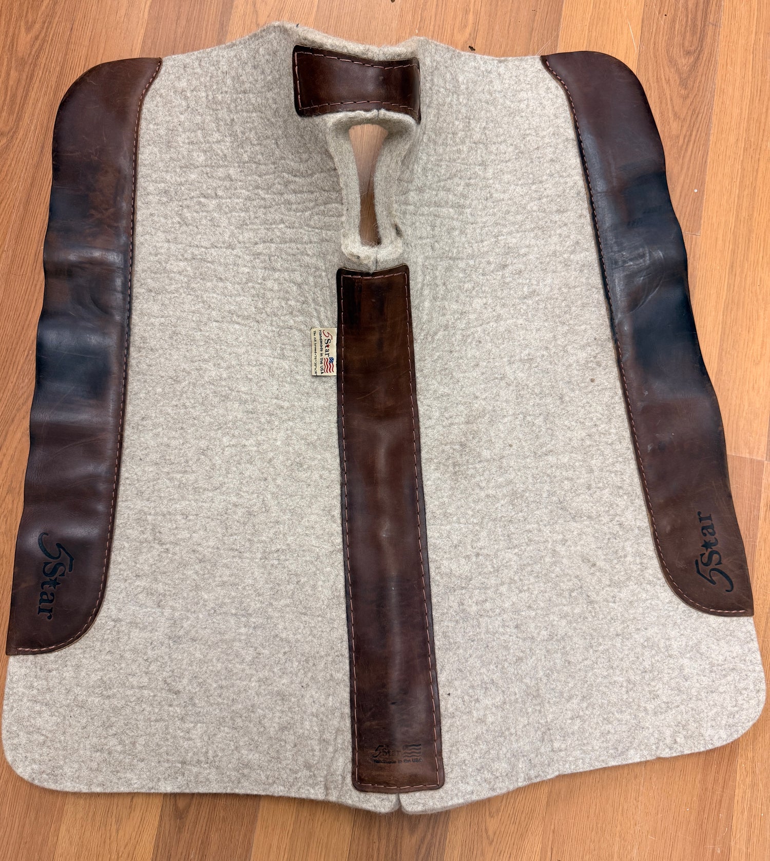 5 Star Equine Western Saddle pad felt and leather