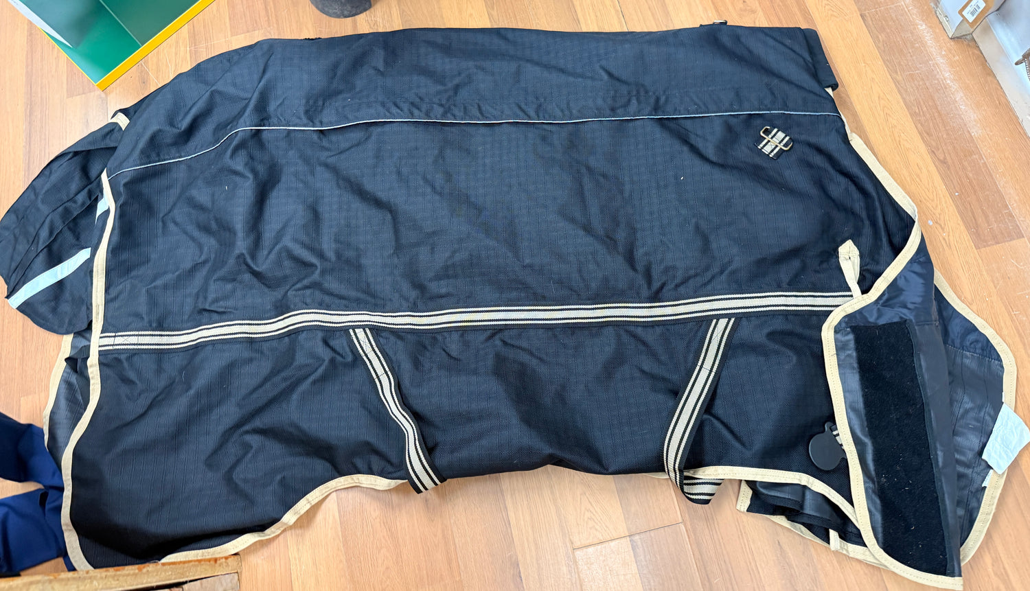 72" 300 gram Noble Equestrian Blanket