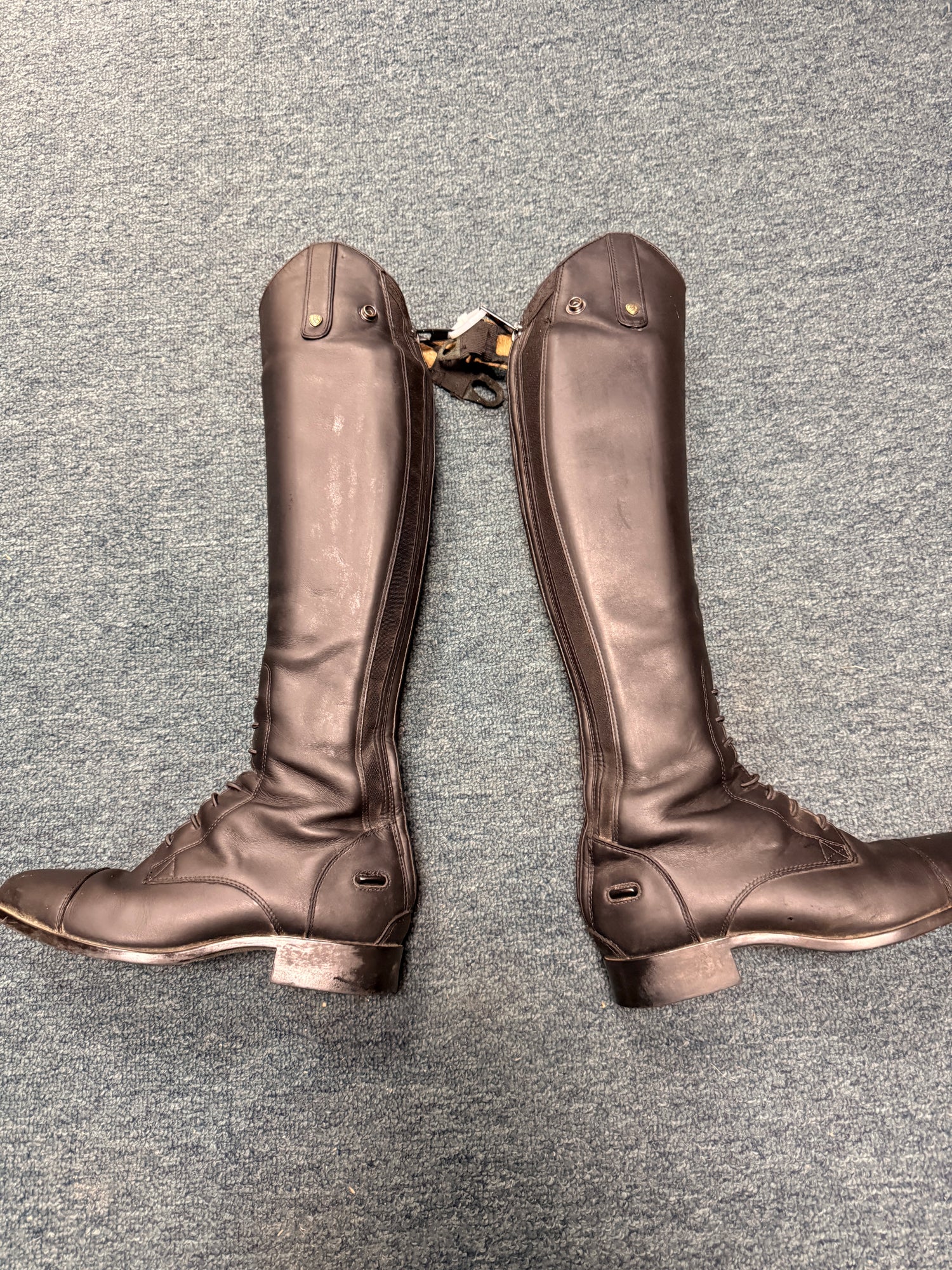 7.5 Women's Ariat Field Boots Black