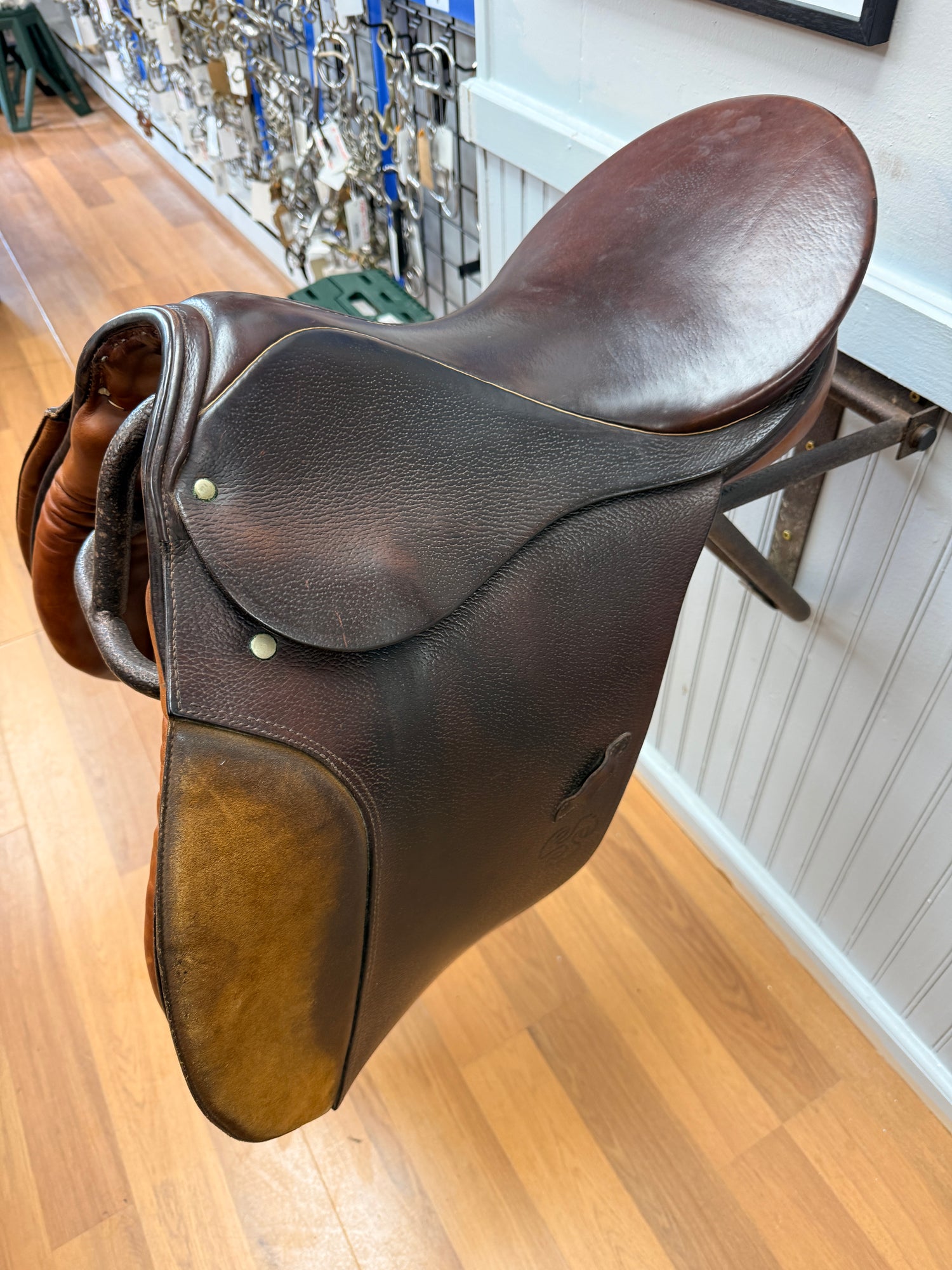 Saddle - English 17" Stubben Siegfried All Purpose