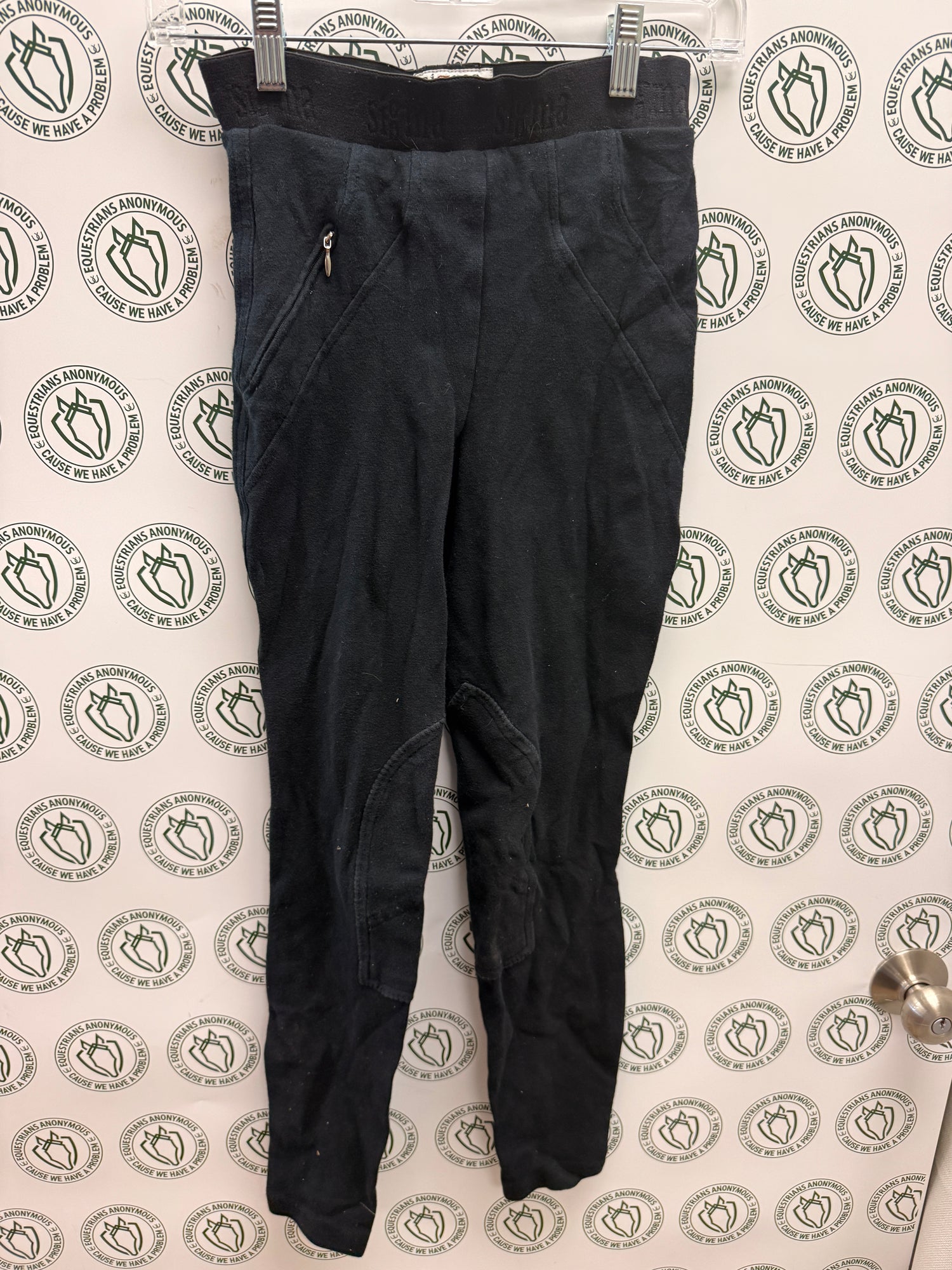 26 Women's Blk Pull On Sigma Knee Patch Breech