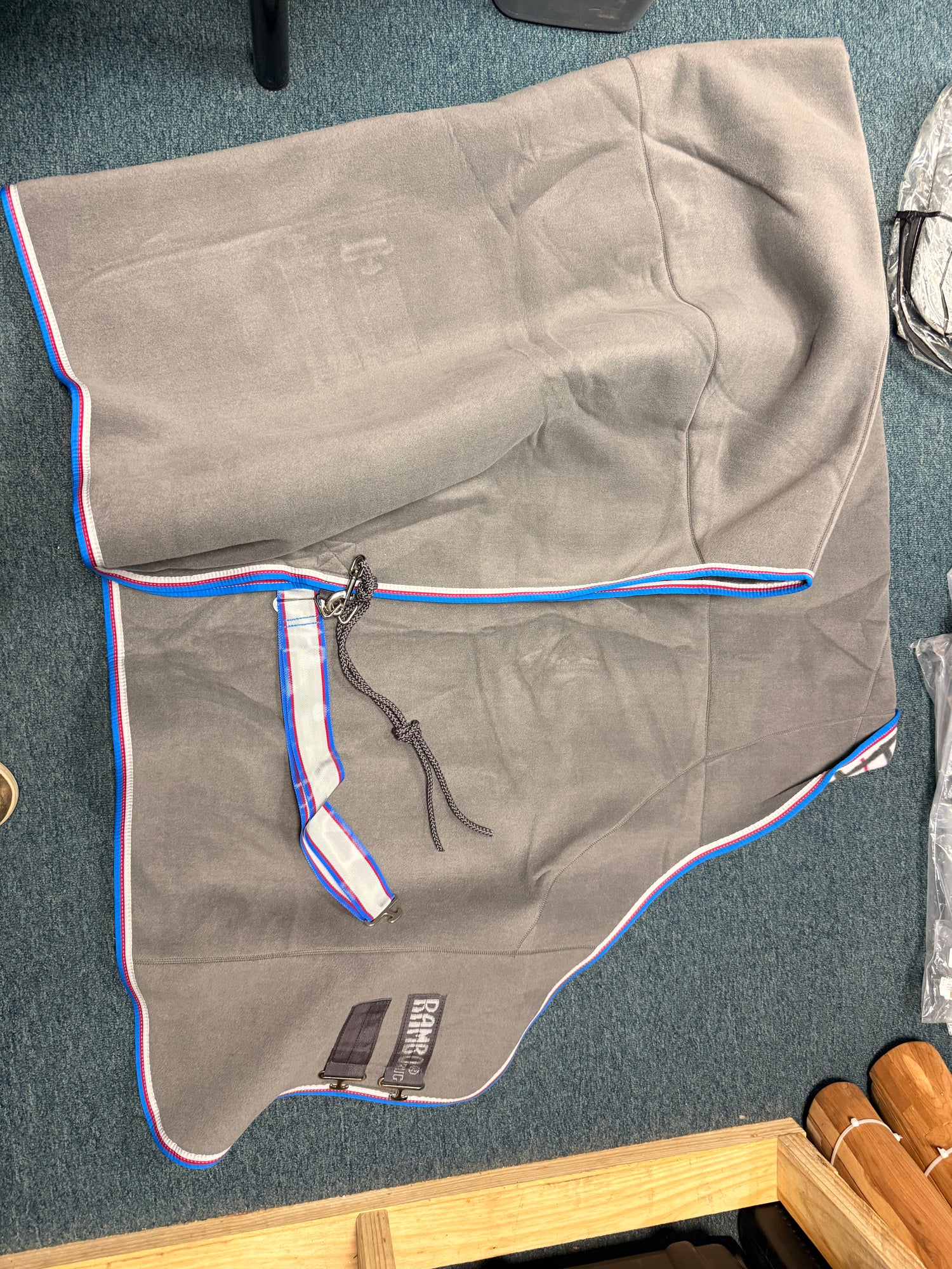 87" Deluxe Fleece by Horsewears Grey outside colorful inside