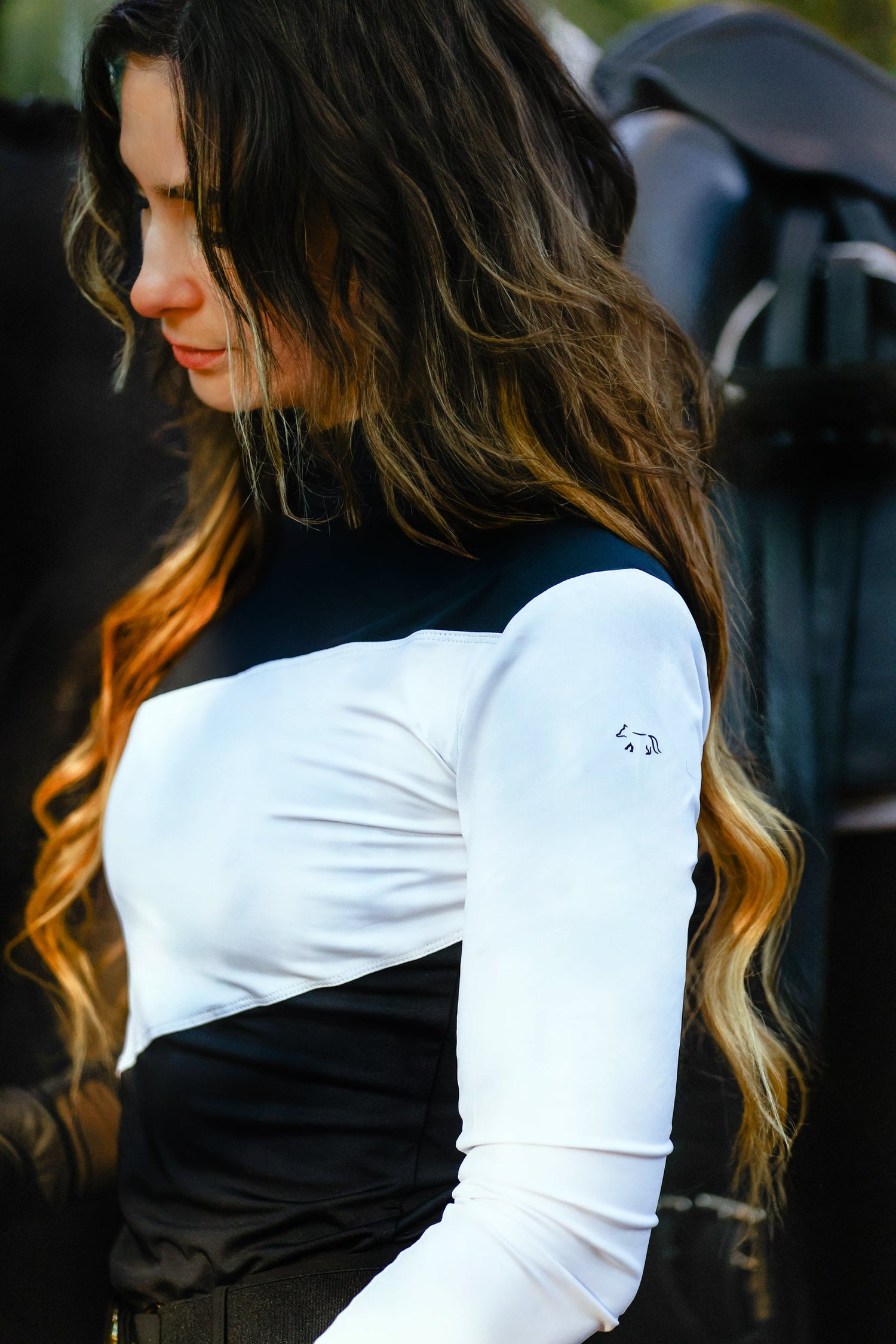 Mockneck Colorblock Black & White